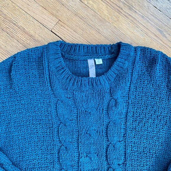 Alya Hayley Chenille Cable Knit Forest Green Crewneck Sweater Size Large - Picture 4 of 10